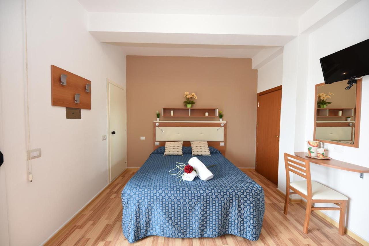 Miramare Inn Hotel Marotta Exterior photo